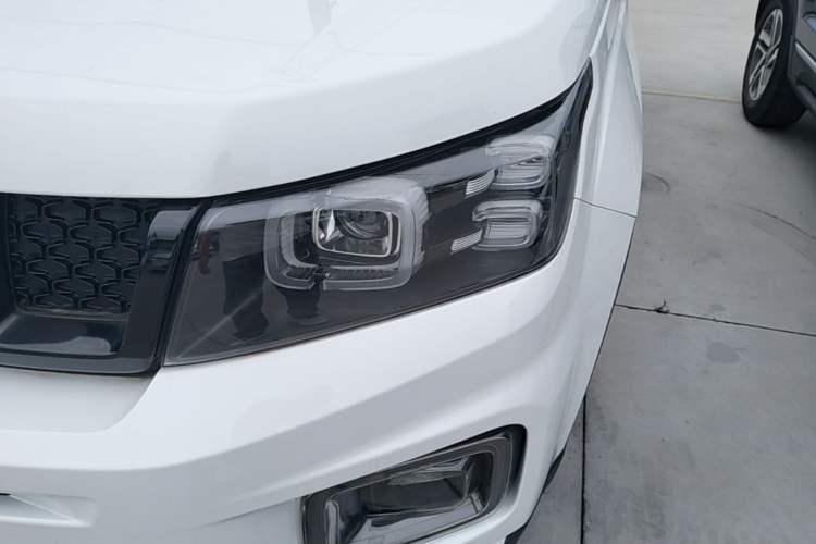 Used BAIC Off-Road BJ30 2021 1.5T Wolf Xiaoben Edition Left Front Headlight