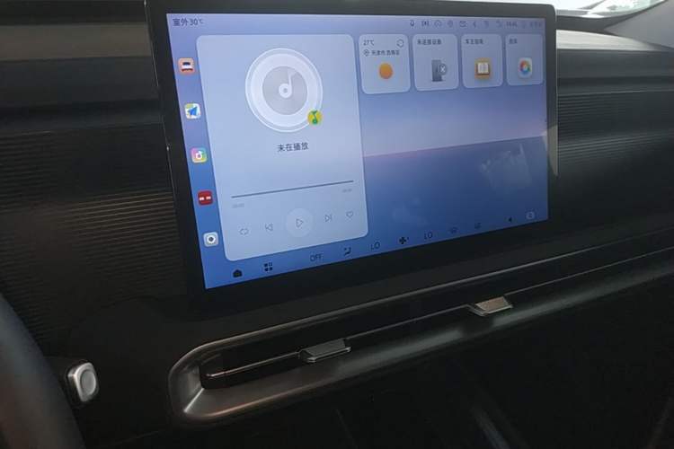 Used BAIC Off-Road BJ30 2024 1.5T Magic Electric Drive Advanced Version Audio And AC Panel