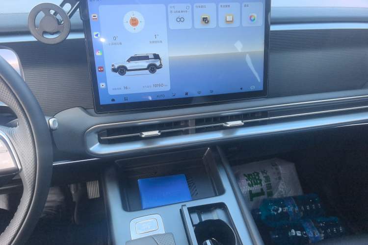 Used BAIC Off-Road BJ30 2024 1.5T Magic Electric Drive Advanced Version Audio And AC Panel