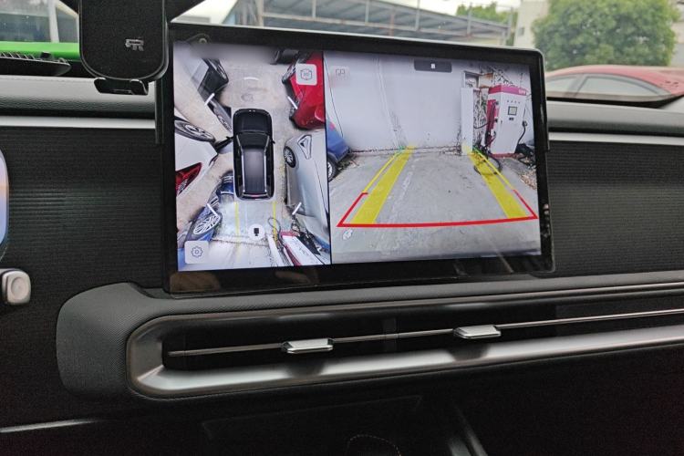 Used BAIC Off-Road BJ30 2024 1.5T Magic Electric Drive Advanced Version Audio And AC Panel