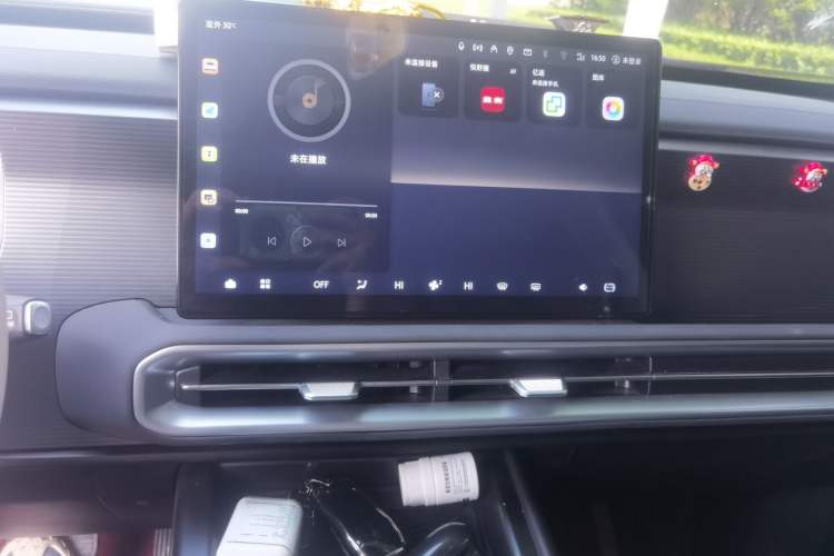 Used BAIC Off-Road BJ30 2024 1.5T Light Wilderness Pro Edition Audio And AC Panel