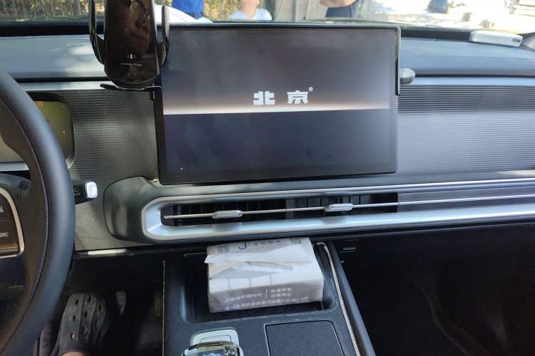 Used BAIC Off-Road BJ30 2024 1.5T Light Wilderness Pro Edition Audio And AC Panel