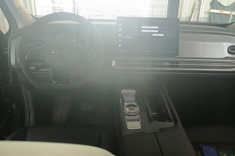 Used BAIC Off-Road BJ30 2024 1.5T Magic Electric Drive Advanced Version Center Console