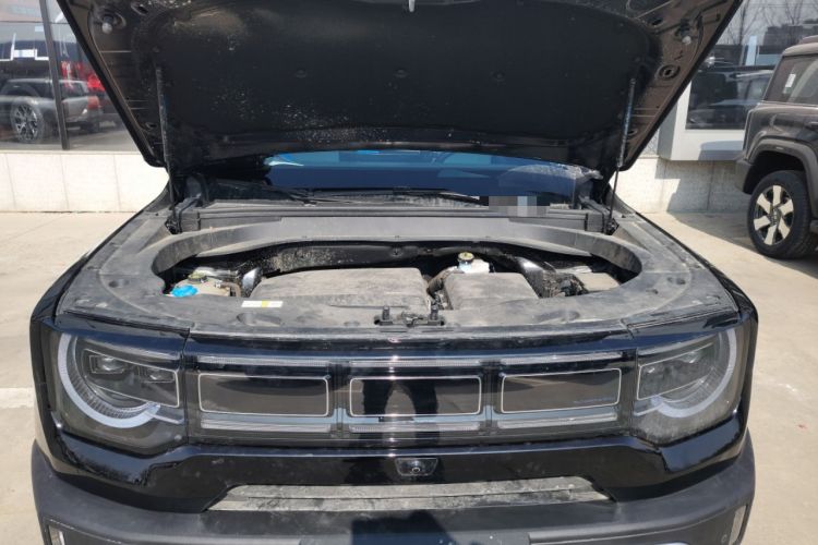 Used BAIC Off-Road BJ30 2024 1.5T Magic Electric Drive Advanced Version Engine Bay