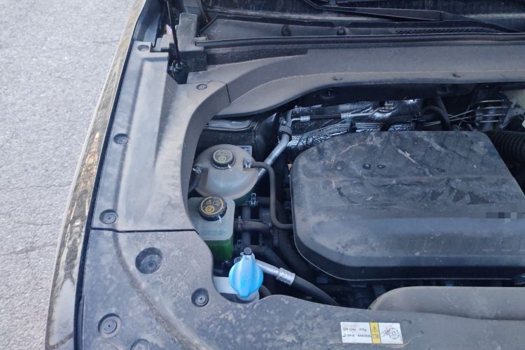 Used BAIC Off-Road BJ30 2024 1.5T Magic Electric Drive Advanced Version Engine Bay Right