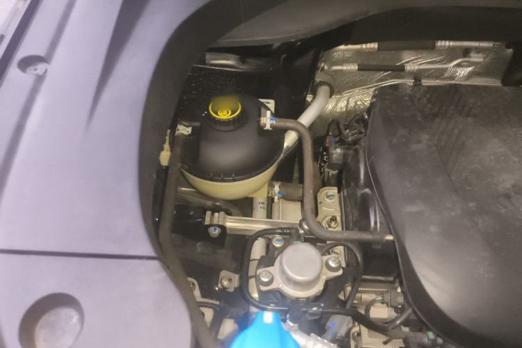 Used BAIC Off-Road BJ30 2024 1.5T Light Off-road Max Edition Engine Bay Right