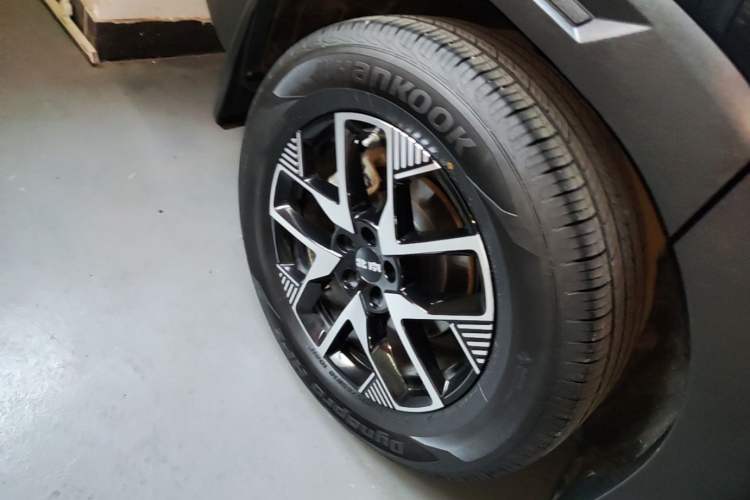 Used BAIC Off-Road BJ30 2024 1.5T Magic Electric Drive Standard Edition Exterior 5