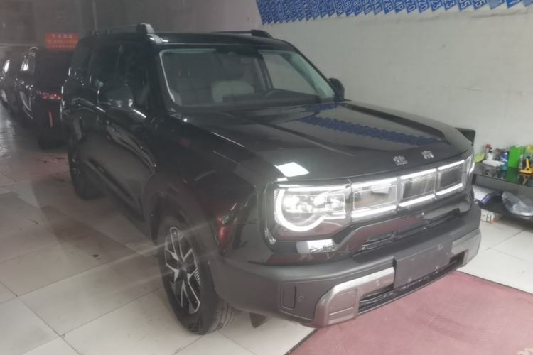 Used BAIC Off-Road BJ30 2024 1.5T Light Wilderness Pro Edition Front Right 45 Deg