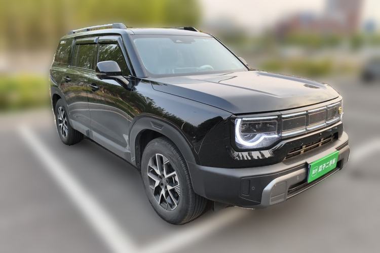 Used BAIC Off-Road BJ30 2024 1.5T Light Wilderness Pro Edition Front Right 45 Deg