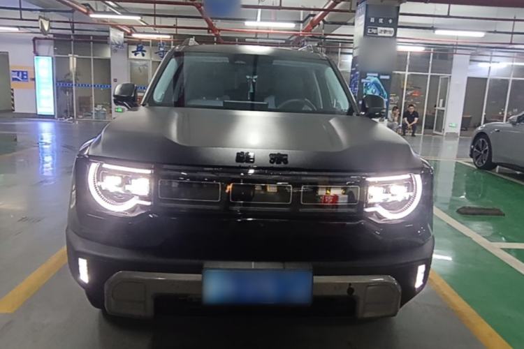 Used BAIC Off-Road BJ30 2024 1.5T Magic Electric Drive Advanced Version Front
