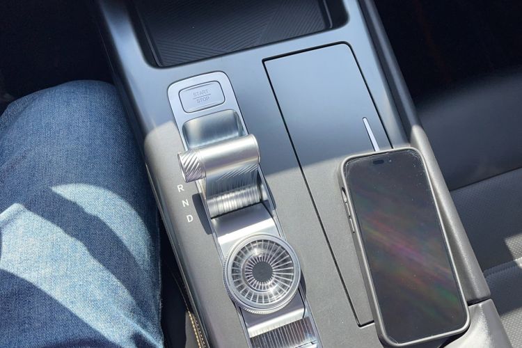 Used BAIC Off-Road BJ30 2024 1.5T Magic Electric Drive Standard Edition Gear Lever