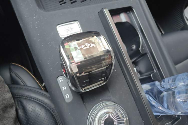 Used BAIC Off-Road BJ30 2024 1.5T Light Wilderness Pro Edition Gear Lever