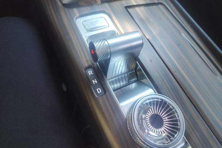 Used BAIC Off-Road BJ30 2024 1.5T Magic Electric Drive Advanced Version Gear Lever