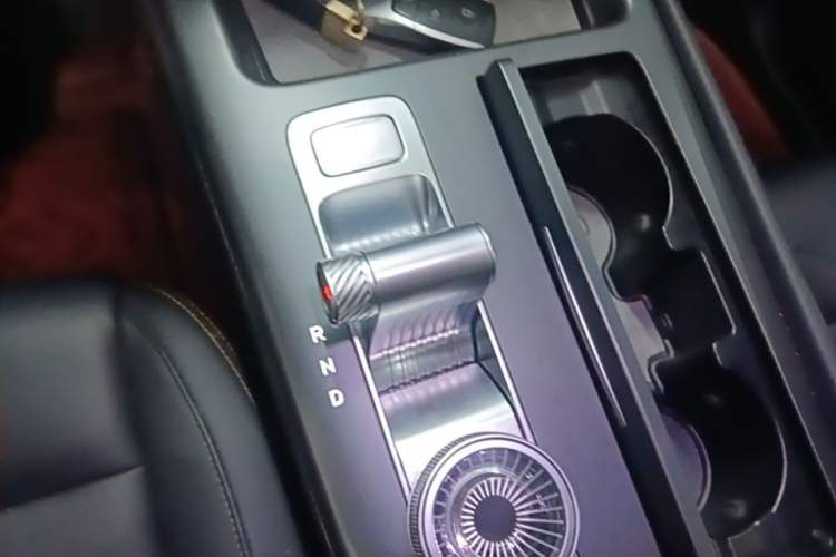 Used BAIC Off-Road BJ30 2024 1.5T Magic Electric Drive Advanced Version Gear Lever