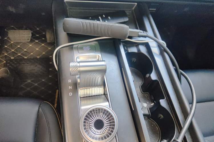 Used BAIC Off-Road BJ30 2024 1.5T Magic Electric Drive Advanced Version Gear Lever