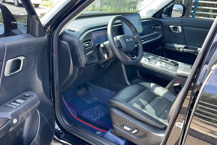 Used BAIC Off-Road BJ30 2024 1.5T Magic Electric Drive Standard Edition Interior 2