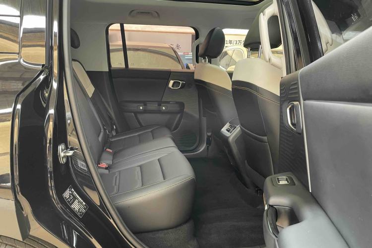 Used BAIC Off-Road BJ30 2024 1.5T Magic Electric Drive Advanced Version Interior 3