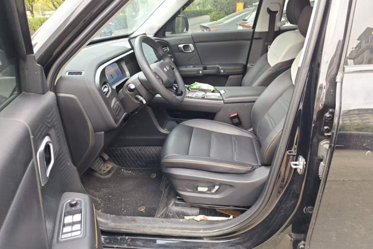 Used BAIC Off-Road BJ30 2024 1.5T Magic Electric Drive Advanced Version Left Front Seat
