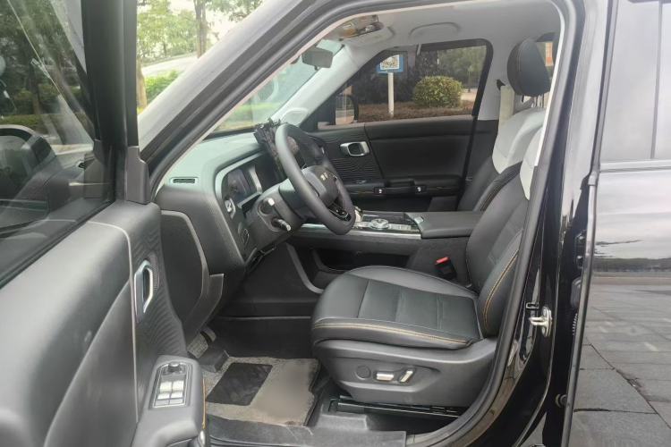 Used BAIC Off-Road BJ30 2024 1.5T Magic Electric Drive Advanced Version Left Front Seat