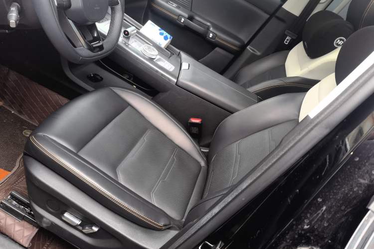 Used BAIC Off-Road BJ30 2024 1.5T Magic Electric Drive Advanced Version Left Front Seat