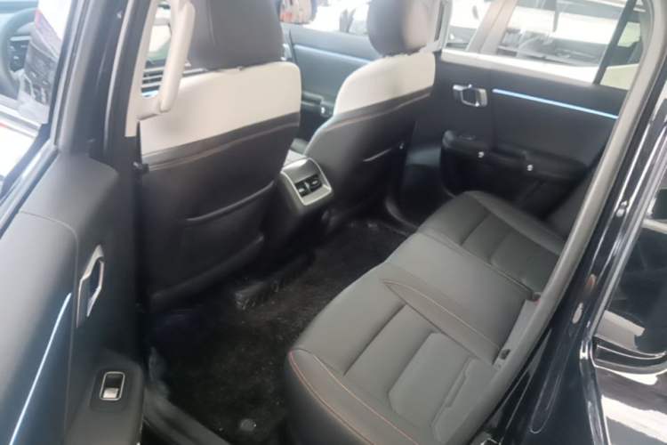 Used BAIC Off-Road BJ30 2024 1.5T Magic Electric Drive Advanced Version Left Rear Seat
