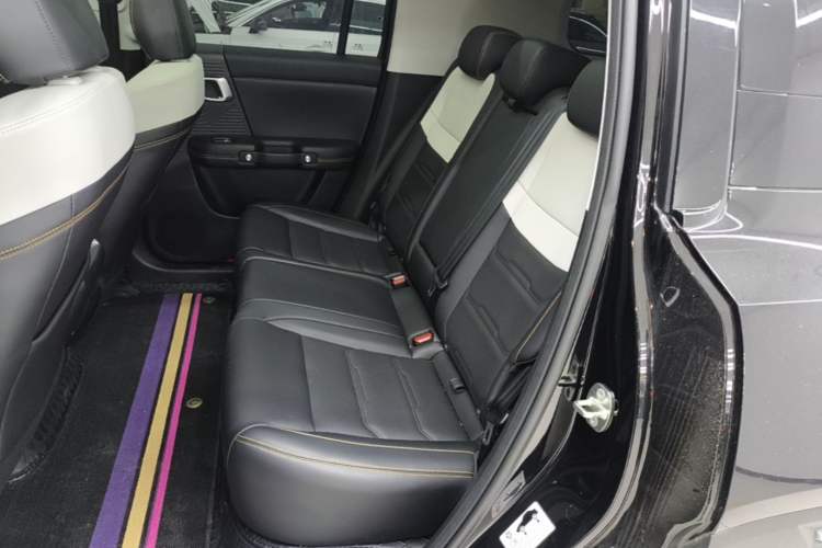 Used BAIC Off-Road BJ30 2024 1.5T Magic Electric Drive Advanced Version Left Rear Seat