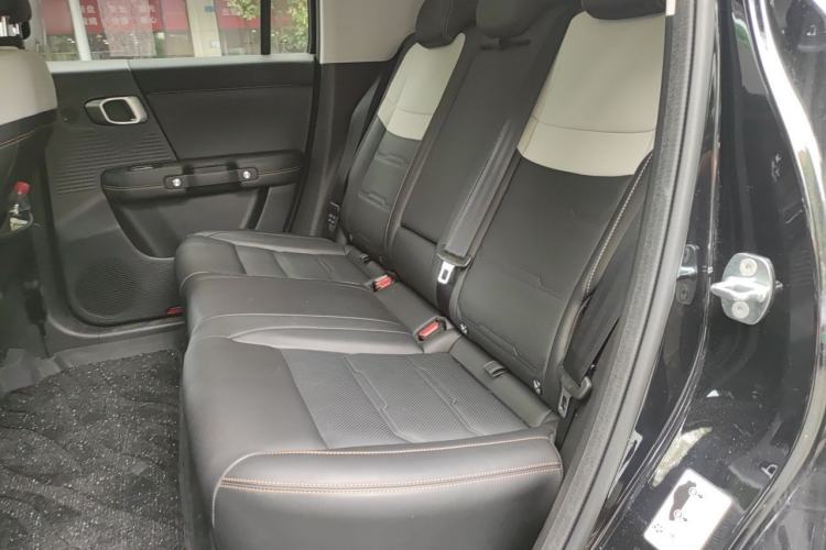 Used BAIC Off-Road BJ30 2024 1.5T Magic Electric Drive Advanced Version Left Rear Seat