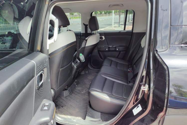 Used BAIC Off-Road BJ30 2024 1.5T Magic Electric Drive Advanced Version Left Rear Seat