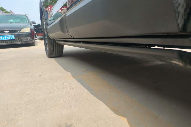 Used BAIC Off-Road BJ30 2024 1.5T Magic Electric Drive Advanced Version Left Side Sill