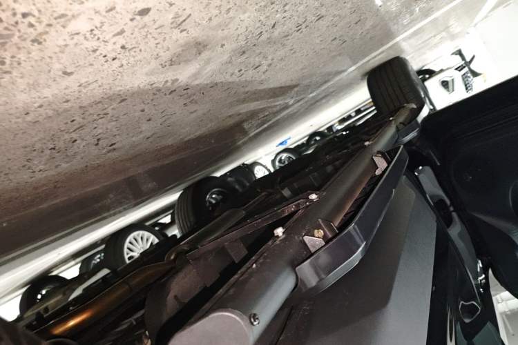 Used BAIC Off-Road BJ30 2024 1.5T Light Wilderness Pro Edition Left Side Sill