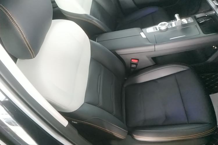 Used BAIC Off-Road BJ30 2024 1.5T Magic Electric Drive Advanced Version Right Front Seat