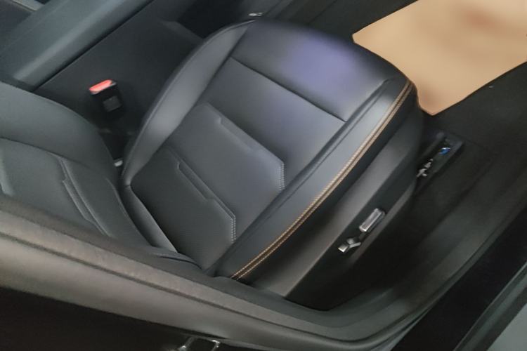 Used BAIC Off-Road BJ30 2024 1.5T Magic Electric Drive Standard Edition Right Front Seat