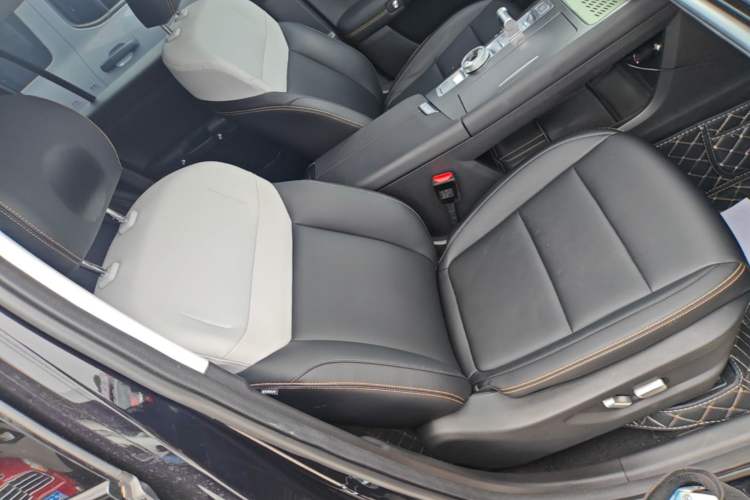 Used BAIC Off-Road BJ30 2024 1.5T Light Wilderness Pro Edition Right Front Seat