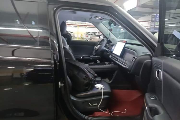 Used BAIC Off-Road BJ30 2024 1.5T Magic Electric Drive Advanced Version Right Front Seat