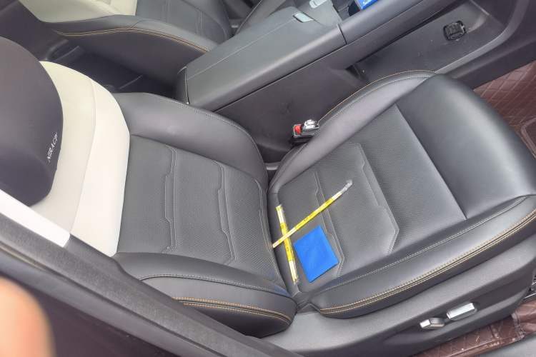 Used BAIC Off-Road BJ30 2024 1.5T Magic Electric Drive Advanced Version Right Front Seat