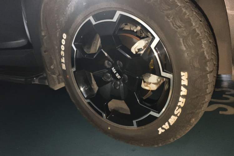Used BAIC Off-Road BJ30 2024 1.5T Magic Electric Drive Advanced Version Right Front Wheel Hub