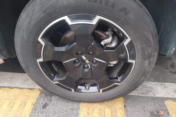 Used BAIC Off-Road BJ30 2024 1.5T Light Off-road Max Edition Right Front Wheel Hub