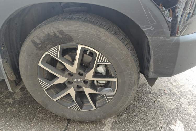 Used BAIC Off-Road BJ30 2024 1.5T Light Wilderness Pro Edition Right Front Wheel Hub