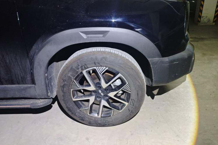 Used BAIC Off-Road BJ30 2024 1.5T Light Wilderness Pro Edition Right Front Wheel Hub