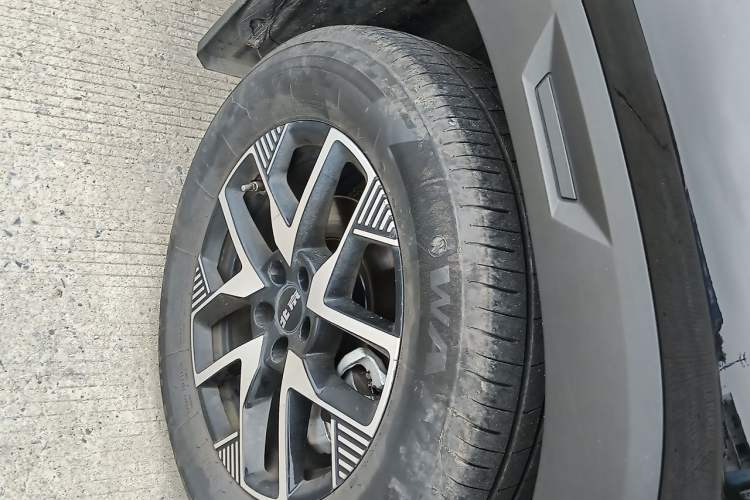 Used BAIC Off-Road BJ30 2024 1.5T Light Wilderness Pro Edition Right Front Wheel Hub