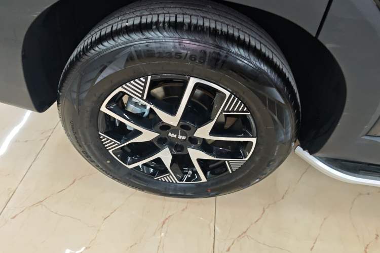 Used BAIC Off-Road BJ30 2024 1.5T Light Wilderness Pro Edition Right Rear Wheel Hub