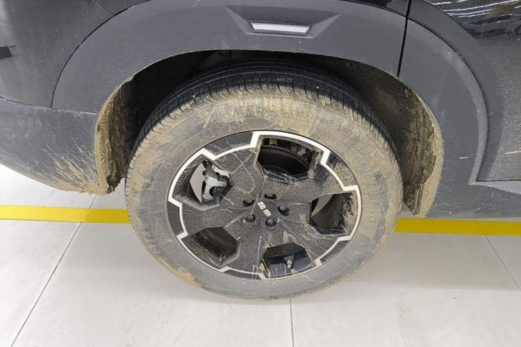 Used BAIC Off-Road BJ30 2024 1.5T Magic Electric Drive Advanced Version Right Rear Wheel Hub