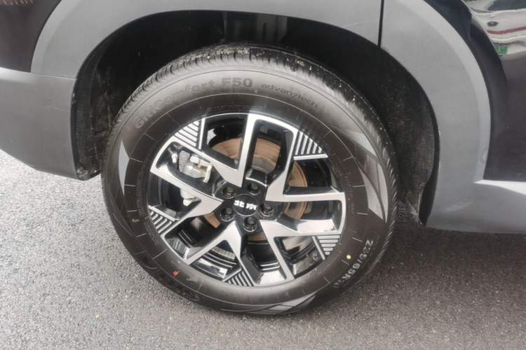 Used BAIC Off-Road BJ30 2024 1.5T Light Wilderness Pro Edition Right Rear Wheel Hub