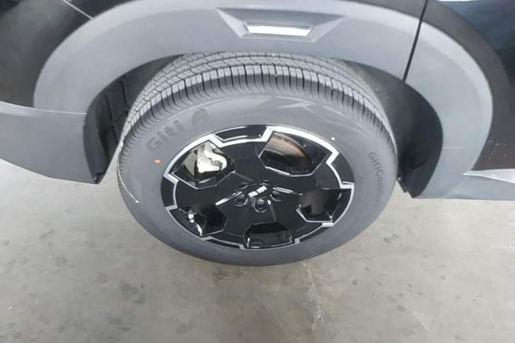 Used BAIC Off-Road BJ30 2024 1.5T Magic Electric Drive Advanced Version Right Rear Wheel Hub
