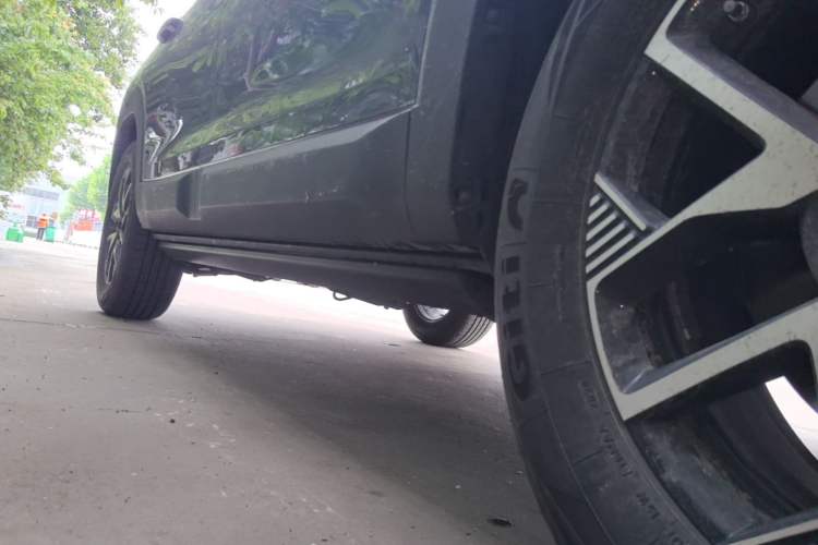Used BAIC Off-Road BJ30 2024 1.5T Light Wilderness Pro Edition Right Side Sill