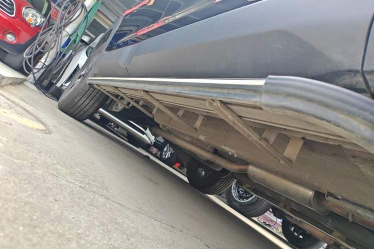 Used BAIC Off-Road BJ30 2024 1.5T Light Wilderness Pro Edition Right Side Sill