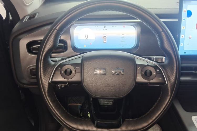 Used BAIC Off-Road BJ30 2024 1.5T Light Wilderness Pro Edition Steering Wheel