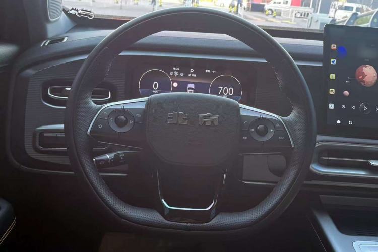Used BAIC Off-Road BJ30 2024 1.5T Light Wilderness Pro Edition Steering Wheel