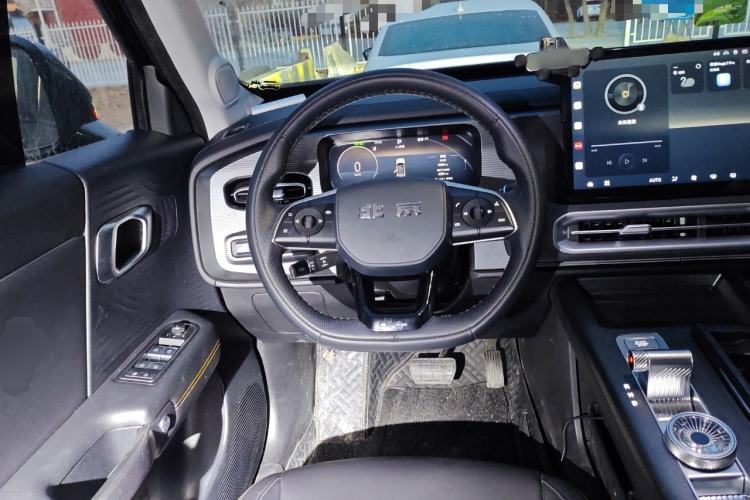 Used BAIC Off-Road BJ30 2024 1.5T Magic Electric Drive Advanced Version Steering Wheel