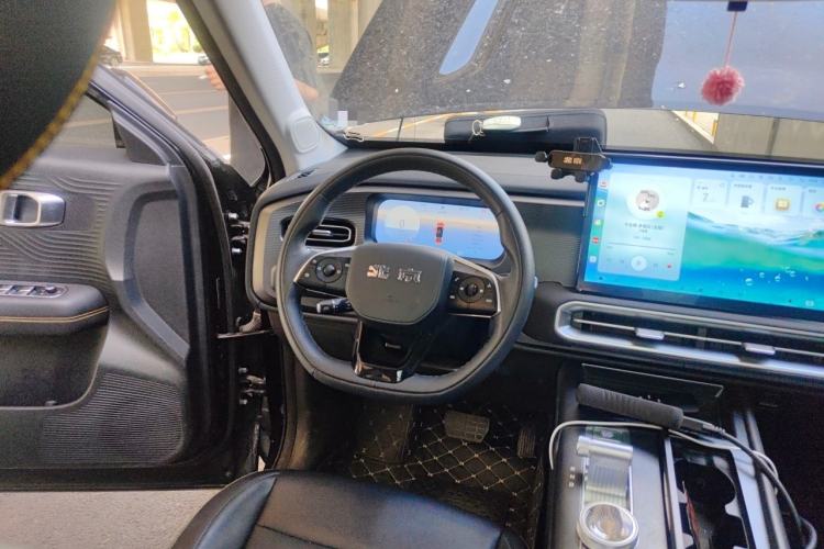 Used BAIC Off-Road BJ30 2024 1.5T Magic Electric Drive Advanced Version Steering Wheel